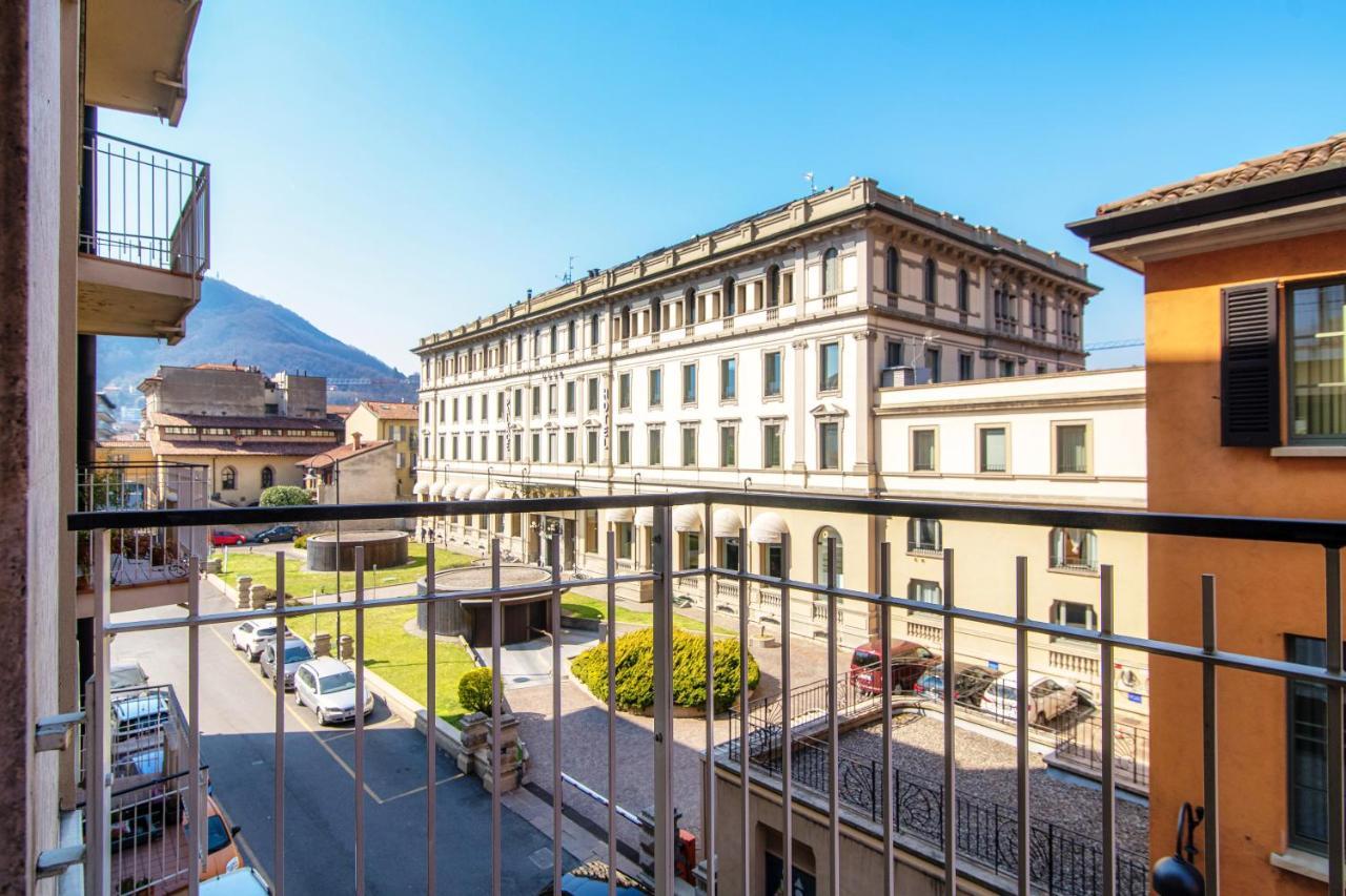 Piazza Roma - The House Of Travelers Apartamento Como Exterior foto
